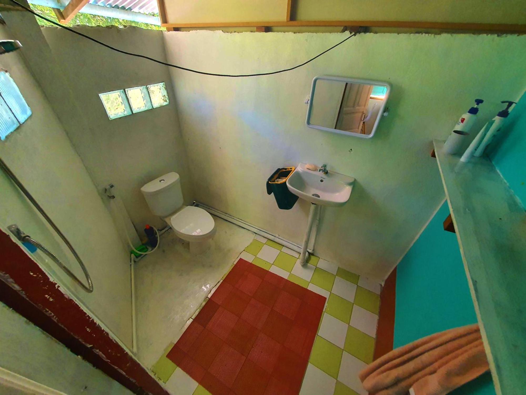 Apartmán Hyperluˢᵖᵃᶜᵉ Ko Kut Pokoj fotografie
